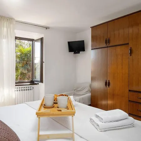 Apartament Casa Jakov