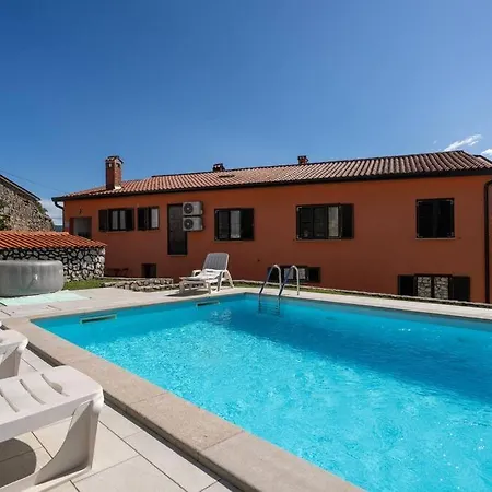 Apartament Casa Jakov